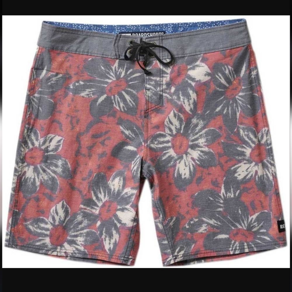 Reef 19" Boardshorts Sz 32